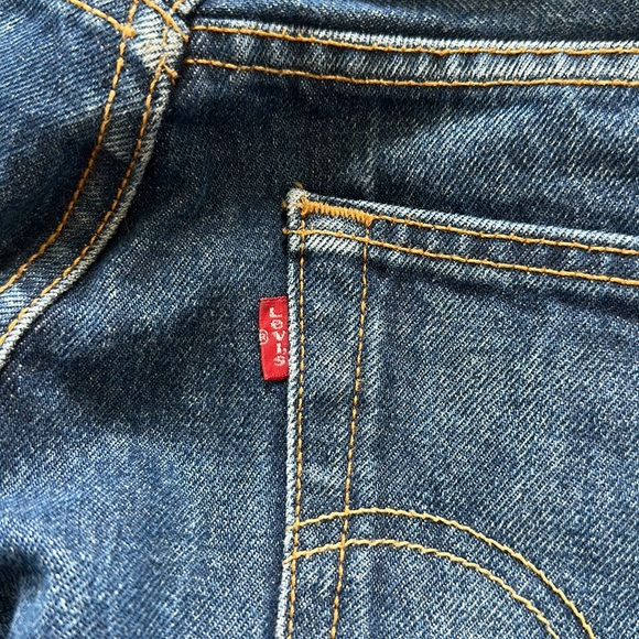 Vintage Levi 501 - Picture 7 of 9